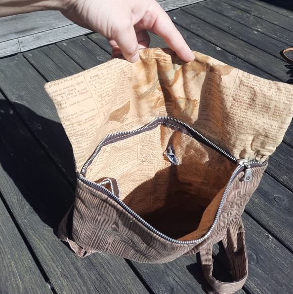 Wood Pattern Backpack - Picture 2 of 7